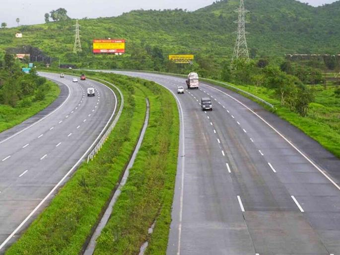 Ballarpur-Chandrapur forest route gives the joy of safari! | बल्लारपूर-चंद्रपूर जंगल मार्ग देतोय सफारीचा आनंद ! Ballarpur-Chandrapur forest route gives the joy of safari! | बल्लारपूर-चंद्रपूर जंगल मार्ग देतोय सफारीचा आनंद !