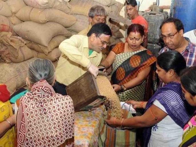 Ration distribution for the month of July stopped in Maregaon taluka | मारेगाव तालुक्यात जुलै महिन्याचे रेशन वाटप ठप्प Ration distribution for the month of July stopped in Maregaon taluka | मारेगाव तालुक्यात जुलै महिन्याचे रेशन वाटप ठप्प