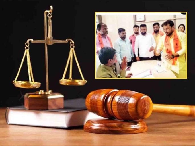 Water was thrown on the BDO; Crime against 60 people | बीडीओंच्या अंगावर पाणी फेकले; ६० जणांवर गुन्हा Water was thrown on the BDO; Crime against 60 people | बीडीओंच्या अंगावर पाणी फेकले; ६० जणांवर गुन्हा