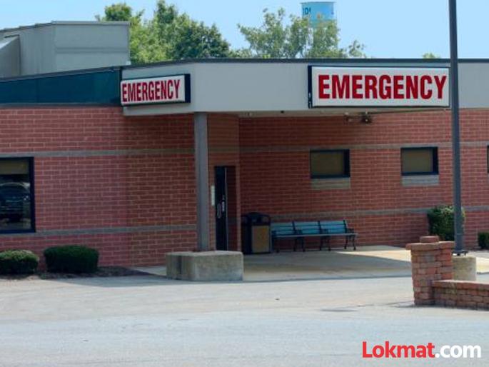 Patient's death due to doctor's negligence; Refusal to pick up the body of angry relatives | डॉक्टरांच्या हलगर्जीपणामुळे रुग्णाचा मृत्यू ; संतप्त नातेवाइकांचा मृतदेह उचलण्यास नकार Patient's death due to doctor's negligence; Refusal to pick up the body of angry relatives | डॉक्टरांच्या हलगर्जीपणामुळे रुग्णाचा मृत्यू ; संतप्त नातेवाइकांचा मृतदेह उचलण्यास नकार