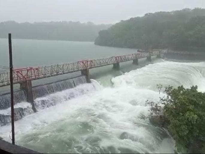 Four automatic gates of Radhanagari Dam opened | राधानगरी धरणाचे चार स्वयंचलित दरवाजे उघडले Four automatic gates of Radhanagari Dam opened | राधानगरी धरणाचे चार स्वयंचलित दरवाजे उघडले