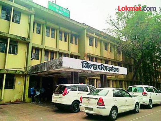 807 posts of teachers, staff are vacant; Primary education is in jeopardy due to lack of recruitment | शिक्षक, कर्मचाऱ्यांची ८०७ पदे रिक्त; पदभरतीअभावी प्राथमिक शिक्षणाचा खेळखंडोबा 807 posts of teachers, staff are vacant; Primary education is in jeopardy due to lack of recruitment | शिक्षक, कर्मचाऱ्यांची ८०७ पदे रिक्त; पदभरतीअभावी प्राथमिक शिक्षणाचा खेळखंडोबा