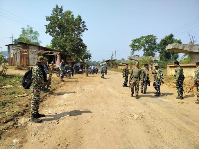 Blast near Pearlkota river in Bhamragarh, search operation by police | भामरागडमध्ये पर्लकोटा नदीजवळ स्फोट, पोलिसांकडून सर्च ऑपरेशन Blast near Pearlkota river in Bhamragarh, search operation by police | भामरागडमध्ये पर्लकोटा नदीजवळ स्फोट, पोलिसांकडून सर्च ऑपरेशन