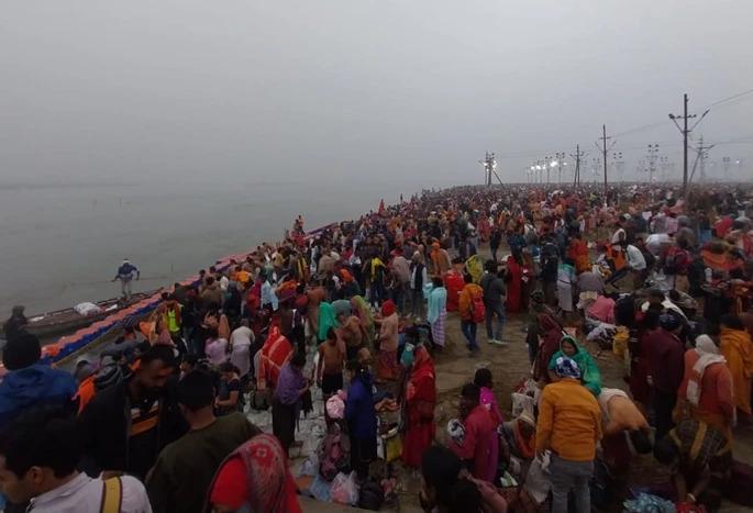 No devotee will go hungry at the Kumbh Mela; everyone will get free food in Prayagraj | एकही भाविक कुंभमेळ्यात राहणार नाही उपाशी; प्रयागराजमध्ये प्रत्येकाला मिळेल मोफत भोजन No devotee will go hungry at the Kumbh Mela; everyone will get free food in Prayagraj | एकही भाविक कुंभमेळ्यात राहणार नाही उपाशी; प्रयागराजमध्ये प्रत्येकाला मिळेल मोफत भोजन