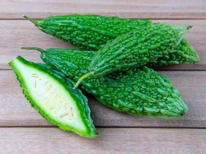 tips and tricks how to get rid bitterness of karela try this simple tips kitchen hacks | कारली खाताना मुले नाक मुरडतात? ६ सोपे उपाय, कडू कारली घरातले आवडीने खातील