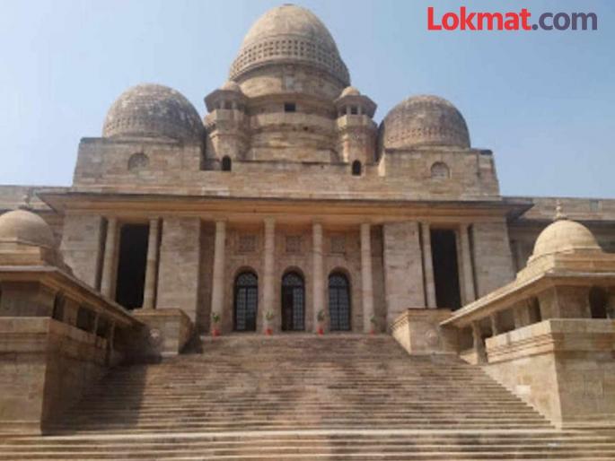 High Court provides relief to farmers! Prohibition on taking possession of land without compensation | उच्च न्यायालयाचा शेतकऱ्यांना दिलासा ! मोबदल्याशिवाय जमीन ताब्यात घेण्यास मनाई High Court provides relief to farmers! Prohibition on taking possession of land without compensation | उच्च न्यायालयाचा शेतकऱ्यांना दिलासा ! मोबदल्याशिवाय जमीन ताब्यात घेण्यास मनाई