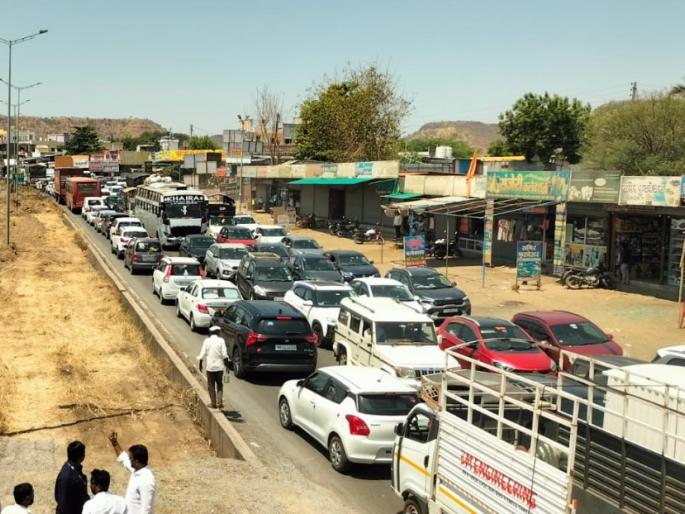Traffic jam on Pune-Nashik highway, traffic still stuck even after four hours | पुणे-नाशिक महामार्गावर वाहतूक कोंडी, चार तास उलटूनही वाहतूक ठप्प Traffic jam on Pune-Nashik highway, traffic still stuck even after four hours | पुणे-नाशिक महामार्गावर वाहतूक कोंडी, चार तास उलटूनही वाहतूक ठप्प