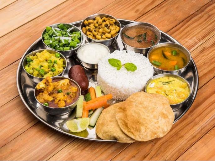 thali has more expensive after 2020 Indian cant eat 2 veg meals a day study revels truth | थाळी महागली! सर्वांचा दावा आता भारतीय माणसांना थाळी खाणे परवडत नाही कारण..