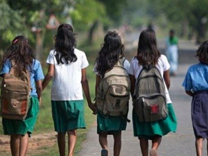 'Religious punishment' for a student in a Nagpur school; Minorities Commission takes immediate note! | नागपूरच्या शाळेत विद्यार्थिनीला 'धर्माची शिक्षा'; अल्पसंख्याक आयोगाने तातडीने घेतली दखल! 'Religious punishment' for a student in a Nagpur school; Minorities Commission takes immediate note! | नागपूरच्या शाळेत विद्यार्थिनीला 'धर्माची शिक्षा'; अल्पसंख्याक आयोगाने तातडीने घेतली दखल!