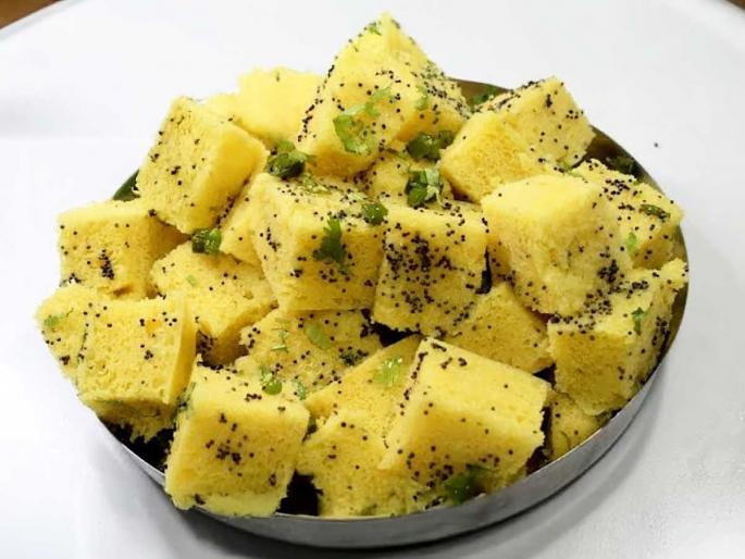 Khaman Dhokla Recipe : How To Make Khaman Dhokla Gujrathi Style Khaman Dhokla | १०० % मऊसूत, जाळीदार होईल ढोकळा; खमन ढोकळ्याची सोपी रेसिपी, झटपट बनेल नाश्ता
