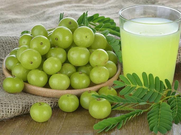 Take 1 piece of ginger and 1 amla, such a powerful remedy that hair loss will stop forever! | १ तुकडा आलं-१ आवळा, एवढंच घ्या आणि असा जालीम उपाय करा की केसगळती कायमची थांबलीच समजा!