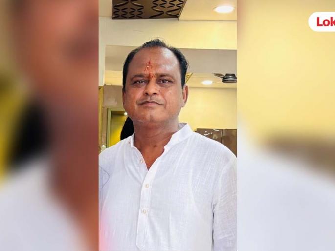 Speeding car hits bridge pillar; Husband dies on the spot, wife and two children seriously injured | भरधाव कार धडकली पुलाच्या खांबावर; पतीचा जागीच मृत्यू, पत्नी व दाेन मुल गंभीर जखमी Speeding car hits bridge pillar; Husband dies on the spot, wife and two children seriously injured | भरधाव कार धडकली पुलाच्या खांबावर; पतीचा जागीच मृत्यू, पत्नी व दाेन मुल गंभीर जखमी