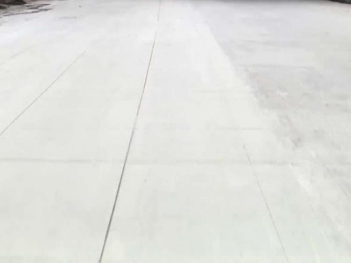 Reduction in road accidents due to 'white topping' - P. L. Bongirwar | ‘व्हाइट टॉपिंग’मुळे रस्ते अपघातांच्या प्रमाणात घट - पी. एल. बोंगिरवार Reduction in road accidents due to 'white topping' - P. L. Bongirwar | ‘व्हाइट टॉपिंग’मुळे रस्ते अपघातांच्या प्रमाणात घट - पी. एल. बोंगिरवार