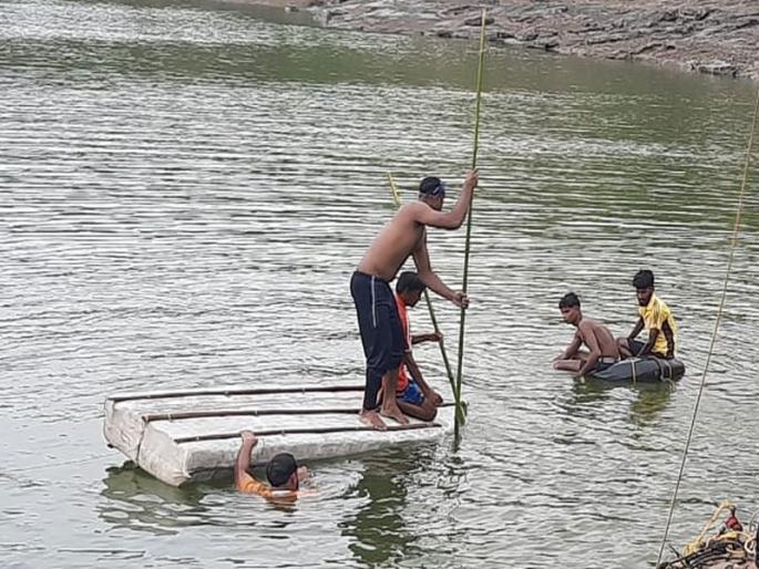 The body of a person who drowned during Dhulivandan came out of the water after 75 hours; Incidents in Bhiwandi | धुलिवंदनावेळी बुडालेल्या व्यक्तीचा मृतदेह ७५ तासांनी आला पाण्याबाहेर; भिवंडीतील घटना The body of a person who drowned during Dhulivandan came out of the water after 75 hours; Incidents in Bhiwandi | धुलिवंदनावेळी बुडालेल्या व्यक्तीचा मृतदेह ७५ तासांनी आला पाण्याबाहेर; भिवंडीतील घटना