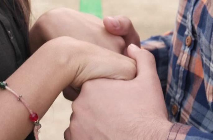 Wife Appreciation Day; What exactly does a woman want ..? | वाईफ अॅप्रिसिएशन डे; बायकोला नेमकं काय हवं असतं..? Wife Appreciation Day; What exactly does a woman want ..? | वाईफ अॅप्रिसिएशन डे; बायकोला नेमकं काय हवं असतं..?