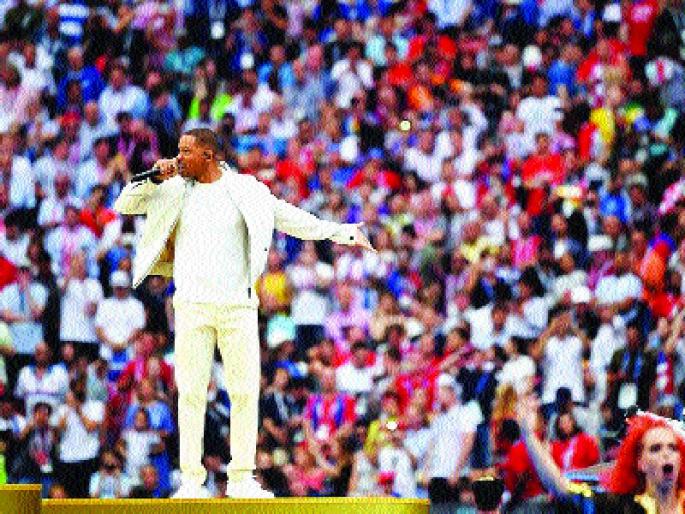 The Hollywood filmmaker concludes the ceremony | हॉलिवूड स्टार्सनी गाजवला समारोप सोहळा The Hollywood filmmaker concludes the ceremony | हॉलिवूड स्टार्सनी गाजवला समारोप सोहळा