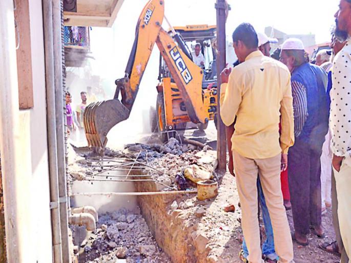 will the dawn of development take place? | खांदेपालटानंतर तरी विकासाची पहाट उजाडेल काय? will the dawn of development take place? | खांदेपालटानंतर तरी विकासाची पहाट उजाडेल काय?