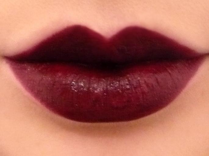 Twenty six people, including Barbalas, were arrested: Igatpuri resort danced off | बारबालांसह सोळा जण ताब्यात :  इगतपुरी रिसॉर्टमध्ये डान्सपार्टी उधळली