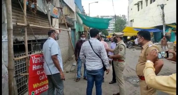 Slapped the owner of a wine shop in Nagpur | नागपुरात वाईन शॉपच्या संचालकाला दणका Slapped the owner of a wine shop in Nagpur | नागपुरात वाईन शॉपच्या संचालकाला दणका