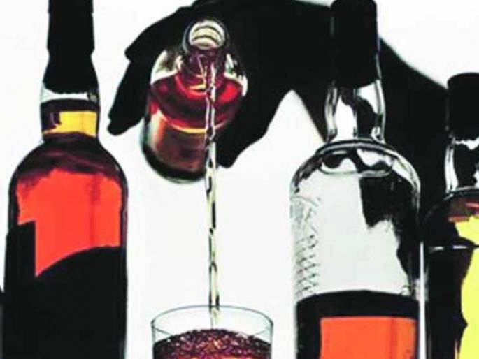 Pimpalgaon women angry over illegal sale of liquor | अवैध दारु विक्री प्रकरणी पिंपळगावी महिला संतप्त