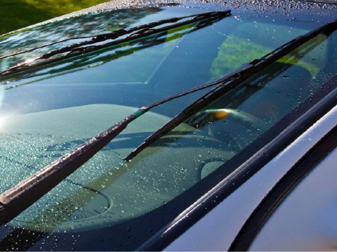 Use the wiper regularly | वायपर नियमित वापरा Use the wiper regularly | वायपर नियमित वापरा