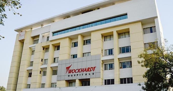 The extra money recovered from the patients should be refunded by Wockhardt Hospital | रुग्णांकडून वसुल केलेली अतिरिक्त रक्कम वोक्हार्ट हॉस्पिटलने परत करावी