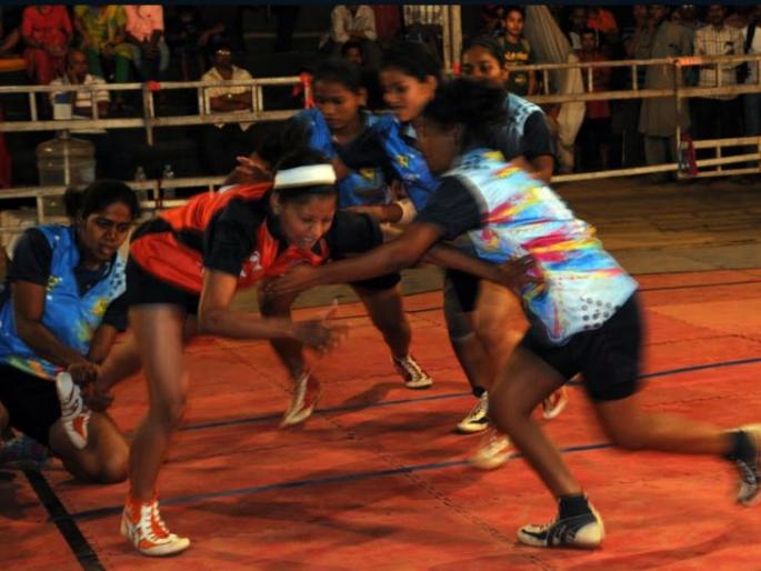 Kabaddi: Mahatma Gandhi Sports semi-finals with the all round performance of Sally Jadhav | कबड्डी : सायली जाधवच्या अष्टपैलू खेळाने महात्मा गांधी स्पोर्ट्स उपांत्य फेरीत Kabaddi: Mahatma Gandhi Sports semi-finals with the all round performance of Sally Jadhav | कबड्डी : सायली जाधवच्या अष्टपैलू खेळाने महात्मा गांधी स्पोर्ट्स उपांत्य फेरीत