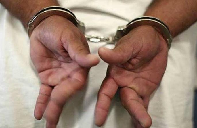 Give a crore, otherwise we will kidnap children! | एक कोटी द्या, अन्यथा मुलांचे अपहरण करू ! Give a crore, otherwise we will kidnap children! | एक कोटी द्या, अन्यथा मुलांचे अपहरण करू !