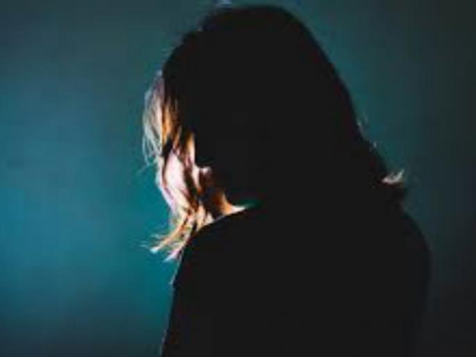 Crime against husband for sexually assaulting women | महिलेचा लैंगिक छळ केल्याप्रकरणी पतीवर गुन्हा