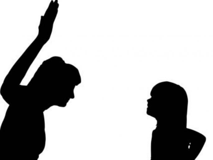 brutally beaten with a wooden bamboo by an angry mother Unfortunate death of 13-year-old girl | चिडलेल्या आईकडून लाकडी बांबूने बेदम मारहाण; १३ वर्षीय मुलीचा दुर्दैवी मृत्यू brutally beaten with a wooden bamboo by an angry mother Unfortunate death of 13-year-old girl | चिडलेल्या आईकडून लाकडी बांबूने बेदम मारहाण; १३ वर्षीय मुलीचा दुर्दैवी मृत्यू