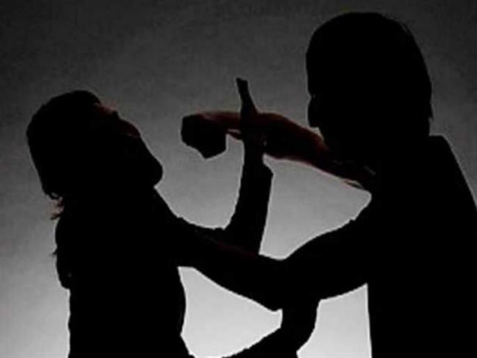 Shocking! Abortion of a women by beating; Filed a complaint with Kothrud police | धक्कादायक ! मारहाण केल्याने महिलेचा गर्भपात; कोथरूड पोलिसांत तक्रार दाखल Shocking! Abortion of a women by beating; Filed a complaint with Kothrud police | धक्कादायक ! मारहाण केल्याने महिलेचा गर्भपात; कोथरूड पोलिसांत तक्रार दाखल