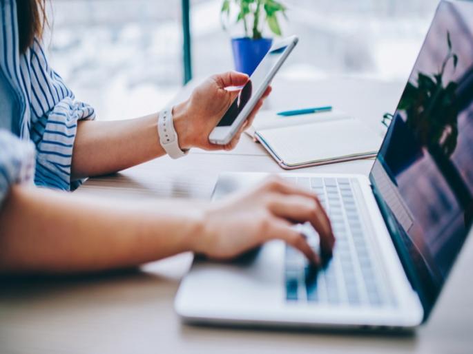 Sends cash from abroad a woman gets a sum of seven and a half lakhs | परदेशातून रोख रक्कम पाठवतो..., महिलेला साडेसात लाखांचा गंडा! Sends cash from abroad a woman gets a sum of seven and a half lakhs | परदेशातून रोख रक्कम पाठवतो..., महिलेला साडेसात लाखांचा गंडा!