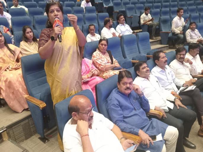 Lokmat Lok GB Special Laws against women abuse not working say corporators | लोकमत 'लोक'जीबी विशेष: महिला अत्याचाराविरोधातील कायद्याचा उपयोग होत नाही, नगरसेविकांचे मत Lokmat Lok GB Special Laws against women abuse not working say corporators | लोकमत 'लोक'जीबी विशेष: महिला अत्याचाराविरोधातील कायद्याचा उपयोग होत नाही, नगरसेविकांचे मत