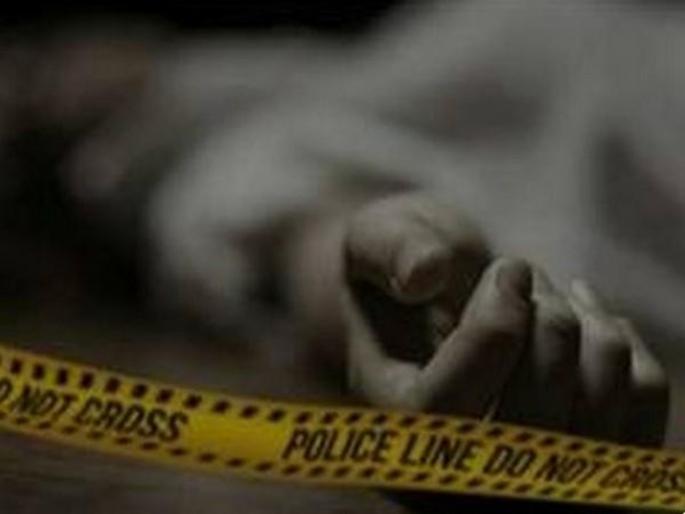 Woman commits suicide by strangling daughter; Shocking incident in Navi Mumbai | लेकीचा गळा घोटून महिलेची आत्महत्या; नवी मुंबईतील धक्कादायक घटना Woman commits suicide by strangling daughter; Shocking incident in Navi Mumbai | लेकीचा गळा घोटून महिलेची आत्महत्या; नवी मुंबईतील धक्कादायक घटना