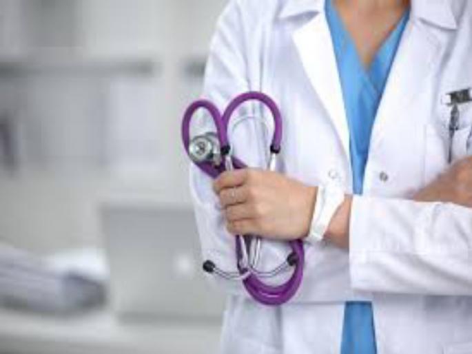 coronavirus: female doctor in pakistan gets valgar massege from patient for Demanding sex BKP | coronavirus : संतापजनक! कोरोनावर उपचार करणाऱ्या महिला डॉक्टरकडे केली सेक्सची मागणी coronavirus: female doctor in pakistan gets valgar massege from patient for Demanding sex BKP | coronavirus : संतापजनक! कोरोनावर उपचार करणाऱ्या महिला डॉक्टरकडे केली सेक्सची मागणी