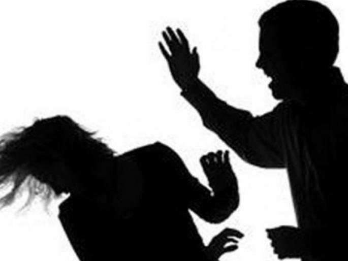 coronavirus: domestic Violence Increased due to Lockdown & Work From Home, Complaints From Many States BKP | लॉकडाऊन, वर्क फ्रॉम होममुळे वाढला कौटुंबिक हिंसाचार, अनेक राज्यातून आल्या तक्रारी coronavirus: domestic Violence Increased due to Lockdown & Work From Home, Complaints From Many States BKP | लॉकडाऊन, वर्क फ्रॉम होममुळे वाढला कौटुंबिक हिंसाचार, अनेक राज्यातून आल्या तक्रारी