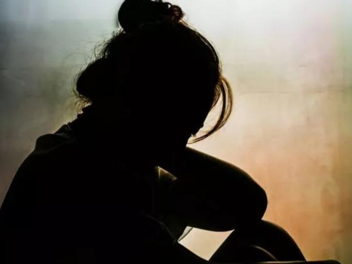 Harassment saying share in father wealth The extreme step taken by the married | वडीलांच्या संपत्तीत हिस्सा घे म्हणत छळ; विवाहितेने उचलले टोकाचे पाऊल Harassment saying share in father wealth The extreme step taken by the married | वडीलांच्या संपत्तीत हिस्सा घे म्हणत छळ; विवाहितेने उचलले टोकाचे पाऊल