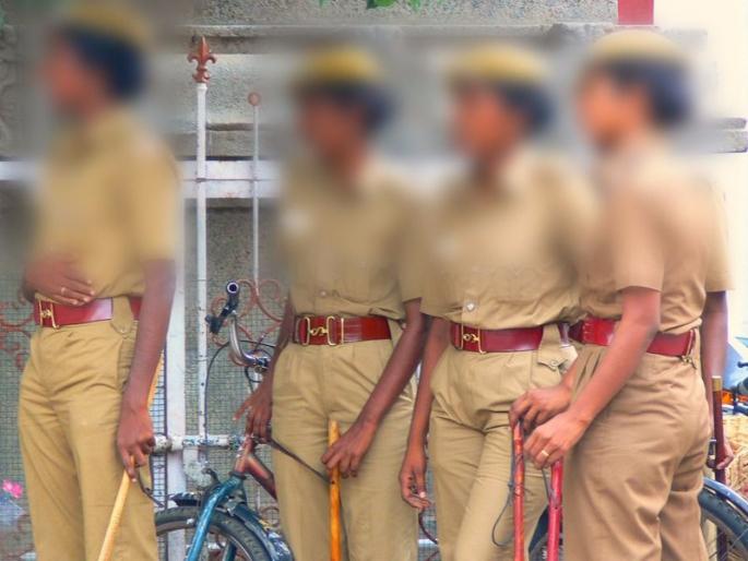 Thane railway police station today called 'Mahilaraj' | ठाणे लोहमार्ग पोलीस ठाण्यात आज ‘महिलाराज’ Thane railway police station today called 'Mahilaraj' | ठाणे लोहमार्ग पोलीस ठाण्यात आज ‘महिलाराज’