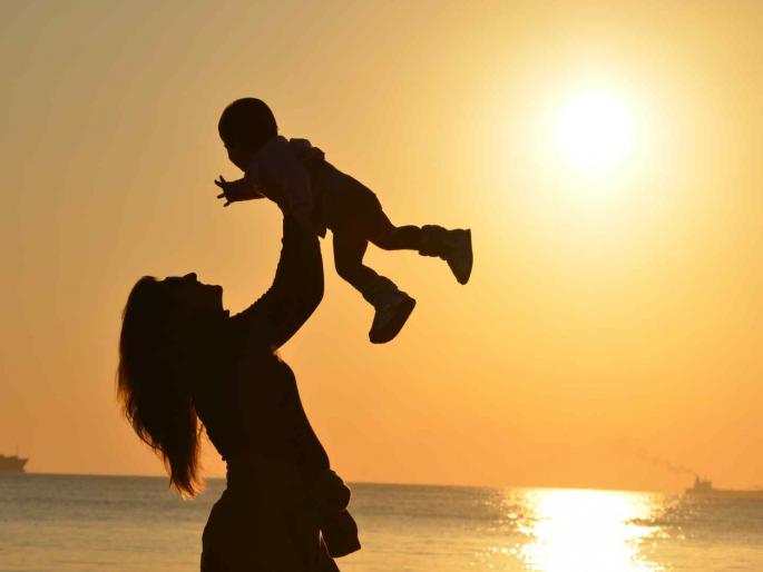 Special Article Mother Name with Father under New Women Policy of Govt is Welcomed But not enough | विशेष लेख : नव्या महिला धोरणानुसार वडिलांबरोबर आईचे नाव: स्वागतार्ह; पण पुरेसे नाही! Special Article Mother Name with Father under New Women Policy of Govt is Welcomed But not enough | विशेष लेख : नव्या महिला धोरणानुसार वडिलांबरोबर आईचे नाव: स्वागतार्ह; पण पुरेसे नाही!