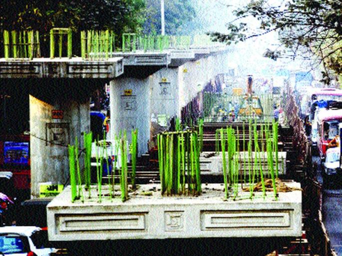 Development in the ballot politics | मतपेट्यांच्या राजकारणात खुंटला विकास Development in the ballot politics | मतपेट्यांच्या राजकारणात खुंटला विकास