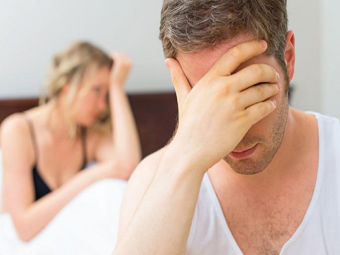 How workload affect your sex life | लैंगिक जीवन : 'या' गोष्टीमुळे कायमचा बिघडू शकतो तुमचा रोजचा 'कार्यक्रम'!