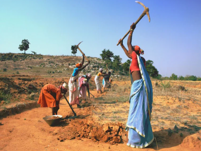 2 lakh insurance for unorganized workers without paying a single penny | असंघटित कामगारांना विम्याचे कवच; एकही पैसा न भरता दोन लाखांचा विमा 2 lakh insurance for unorganized workers without paying a single penny | असंघटित कामगारांना विम्याचे कवच; एकही पैसा न भरता दोन लाखांचा विमा