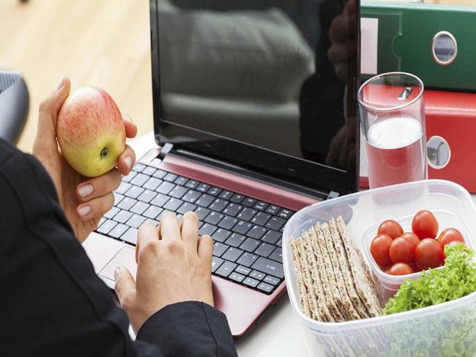 If you are a working women this diet plan is for you | वर्किंग वुमन असाल तर 'हा' खास डाएट प्लॅन तुमच्यासाठी! If you are a working women this diet plan is for you | वर्किंग वुमन असाल तर 'हा' खास डाएट प्लॅन तुमच्यासाठी!