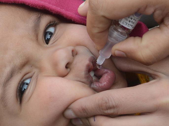 World Polio Day : parents need to know these things related to polio | World Polio Day : पालकांना माहिती असाव्यात पोलिओसंदर्भातील या महत्त्वाच्या गोष्टी World Polio Day : parents need to know these things related to polio | World Polio Day : पालकांना माहिती असाव्यात पोलिओसंदर्भातील या महत्त्वाच्या गोष्टी
