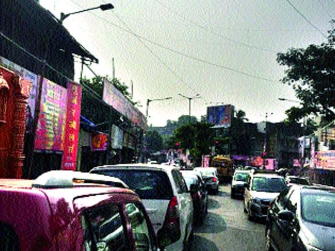 The new signals on the Worli stack filled with a lot of pressure | वरळी नाक्यावरील नव्या सिग्नलने कोंडीत भर The new signals on the Worli stack filled with a lot of pressure | वरळी नाक्यावरील नव्या सिग्नलने कोंडीत भर