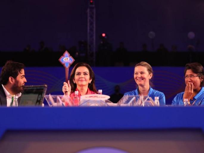 WPL Auction 2023 Live : Mumbai Indians,Gujarat Giants, UP Warriorz, Delhi Capitals & Royal Challenger Banglore full squad, all team player list | WPL Auction 2023 Live : मुंबई इंडियन्स, यूपी वॉरियर्स, दिल्ली अन् गुजरात यांच्यावर RCB चा संघ पडतोय भारी; जाणून घ्या पाचही संघांची लिस्ट  