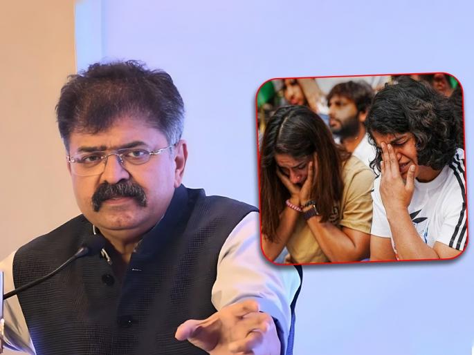  Wrestlers protesting in Delhi againstWFI President Brijbhushan Singh, including 7 wrestlers including Bajrang Punia, Sakshi Malik and Vinesh Phogat, NCP MLA Jintendra Awad said, let's see if Virat Kohli and Sachin Tendulkar talk  | "तेंडुलकर, कोहली बोलतात का पाहू?", आखाड्याबाहेरील कुस्तीत आव्हाडांची उडी; सरकारवर साधला निशाणा