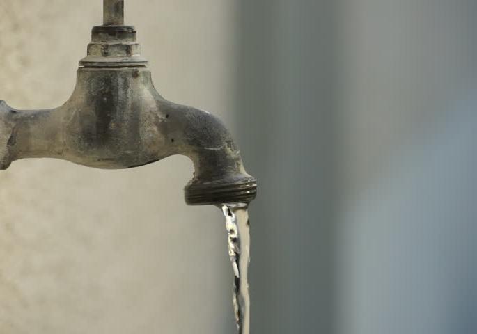Kharghar node thirsty, cidco dream project of navi mumbai | सिडकोचा ड्रीम प्रोजेक्ट : खारघर नोड तहानलेलाच Kharghar node thirsty, cidco dream project of navi mumbai | सिडकोचा ड्रीम प्रोजेक्ट : खारघर नोड तहानलेलाच