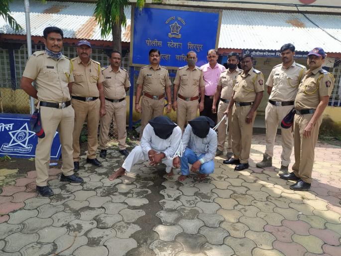 1.6 million looting cases; Two and a half lakh rupees seized, three accused absconding | १६ लाख लुटप्रकरण; अडीच लाख रुपये हस्तगत, तीन आरोपी फरारच 1.6 million looting cases; Two and a half lakh rupees seized, three accused absconding | १६ लाख लुटप्रकरण; अडीच लाख रुपये हस्तगत, तीन आरोपी फरारच