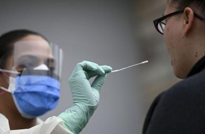 CoronaVirus in Washim: 11 more corona viruses; The number of patients is 141 | CoronaVirus in Washim : आणखी ११ कोरोनाबाधित; रुग्णसंख्या १४१ CoronaVirus in Washim: 11 more corona viruses; The number of patients is 141 | CoronaVirus in Washim : आणखी ११ कोरोनाबाधित; रुग्णसंख्या १४१